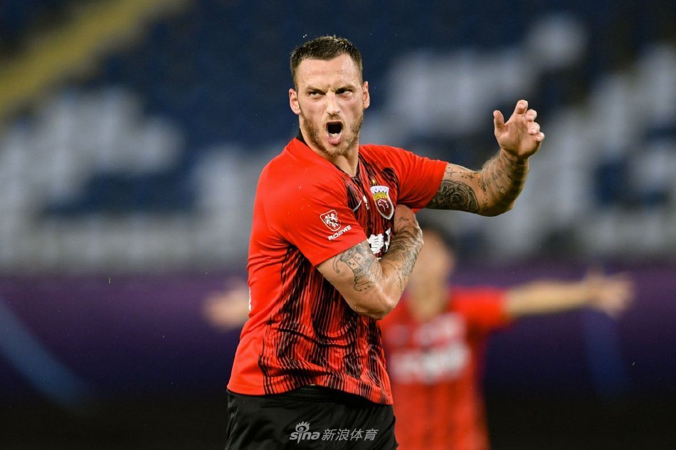 都在他们的 都在他们的